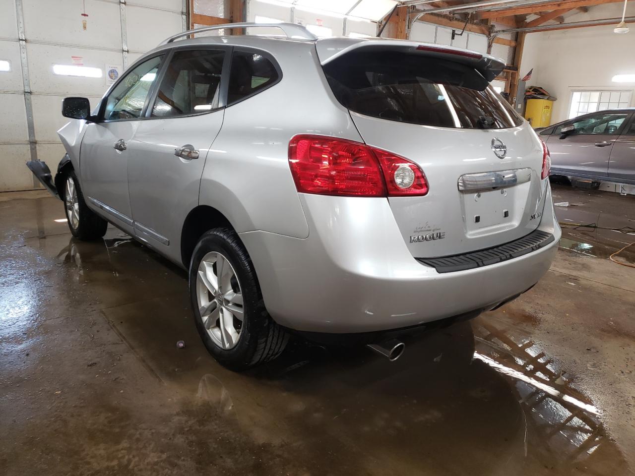 Photo 3 from auction – 2013 NISSAN ROGUE S with VIN JN8AS5MV8DW600936