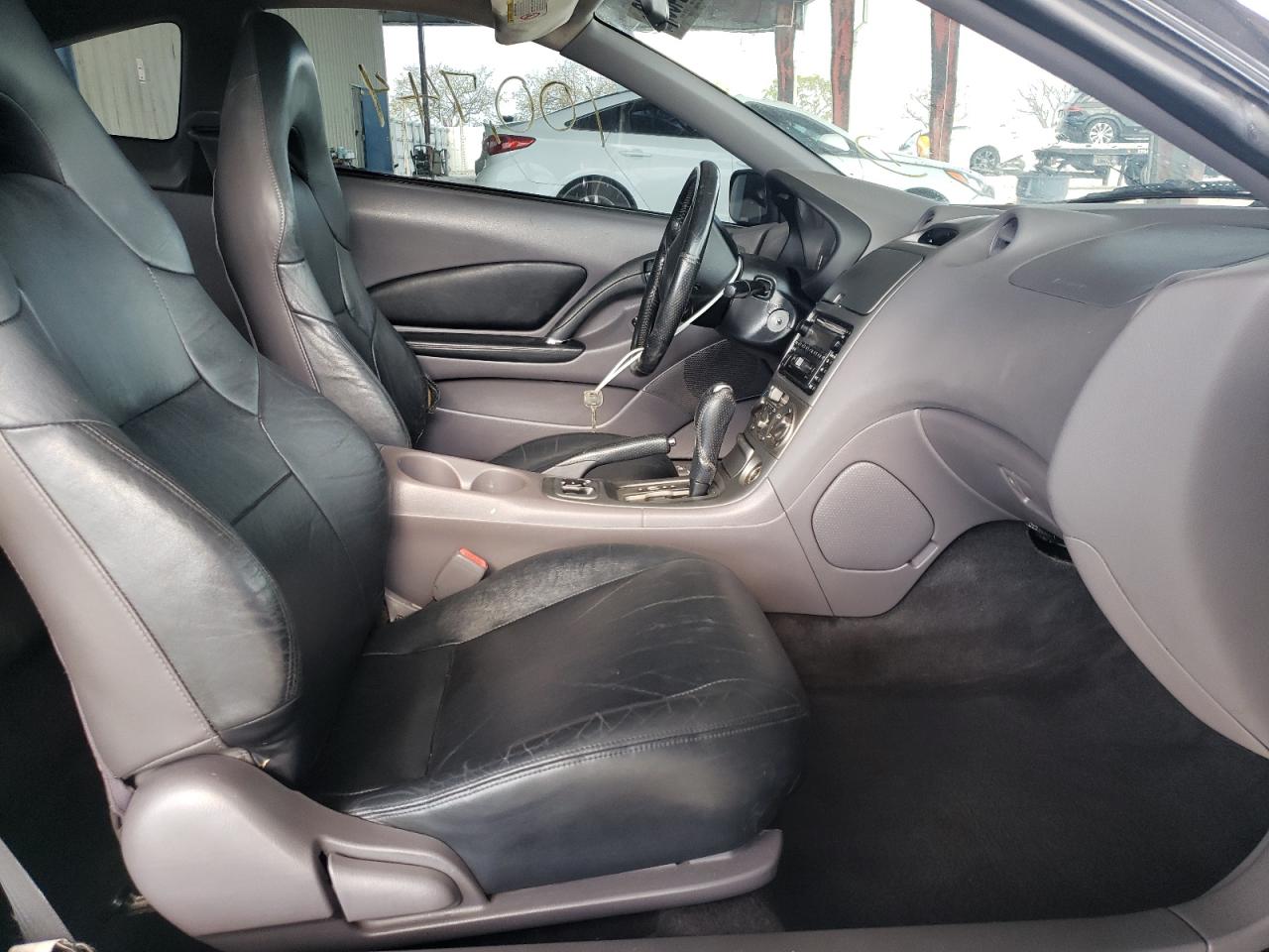 Photo 5 from auction – 2000 TOYOTA CELICA GT- with VIN JTDDY32T9Y0023128