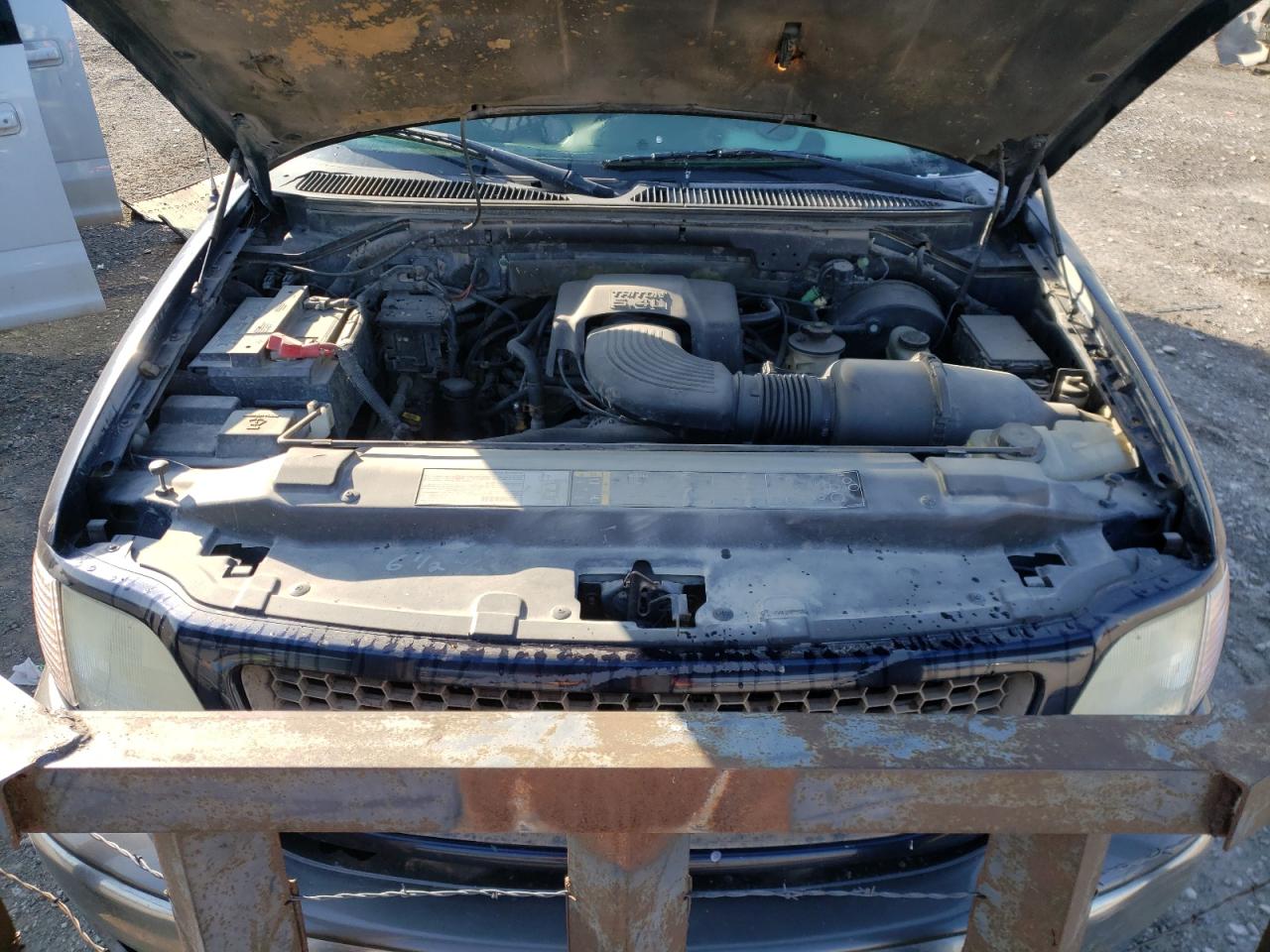 Photo 7 from auction – 2003 FORD F150 with VIN 2FTRX18L53CA38182