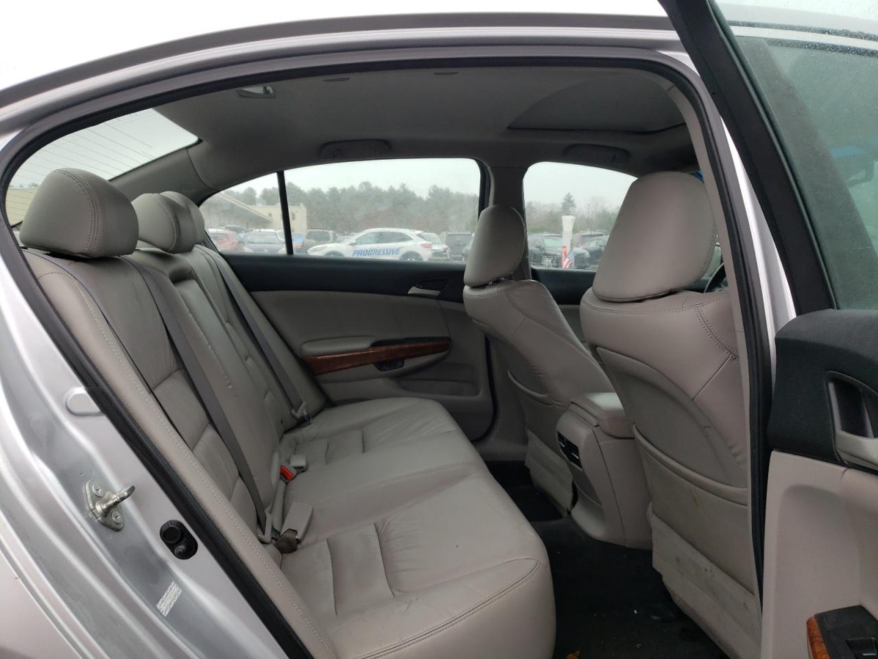 Photo 6 from auction – 2011 HONDA ACCORD EXL with VIN 1HGCP3F84BA010665