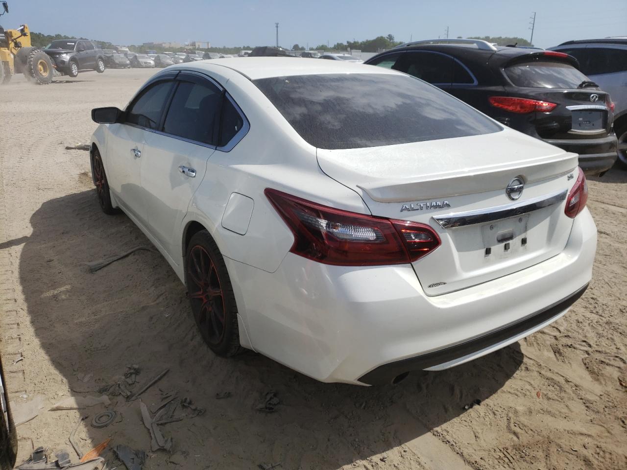 Photo 3 from auction – 2017 NISSAN ALTIMA 2.5 with VIN 1N4AL3AP1HC124223