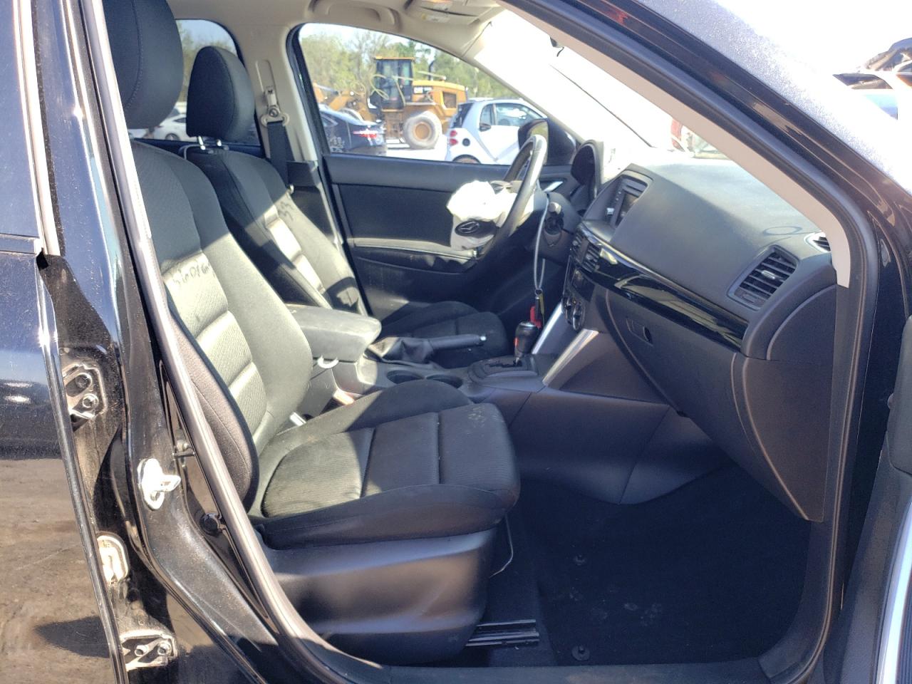 Photo 15 from auction – 2014 MAZDA CX-5 TOURI with VIN JM3KE2CY1E0360769