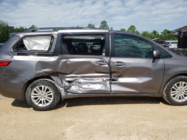 Photo 9 from auction – 2017 TOYOTA SIENNA XLE with VIN 5TDYZ3DC0HS783182