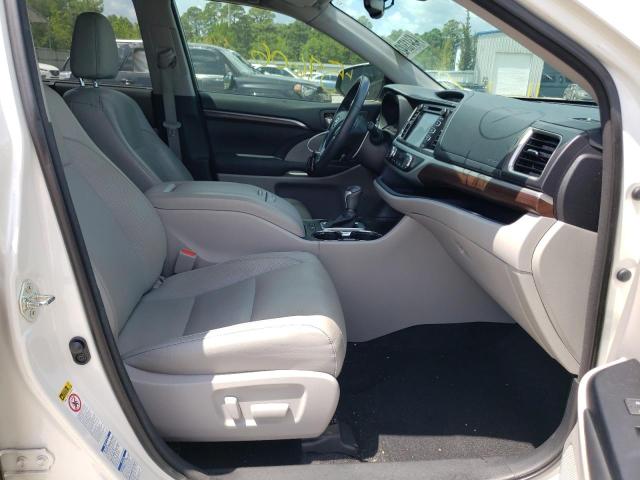Photo 5 from auction – 2015 TOYOTA HIGHLANDER with VIN 5TDDKRFH0FS095646