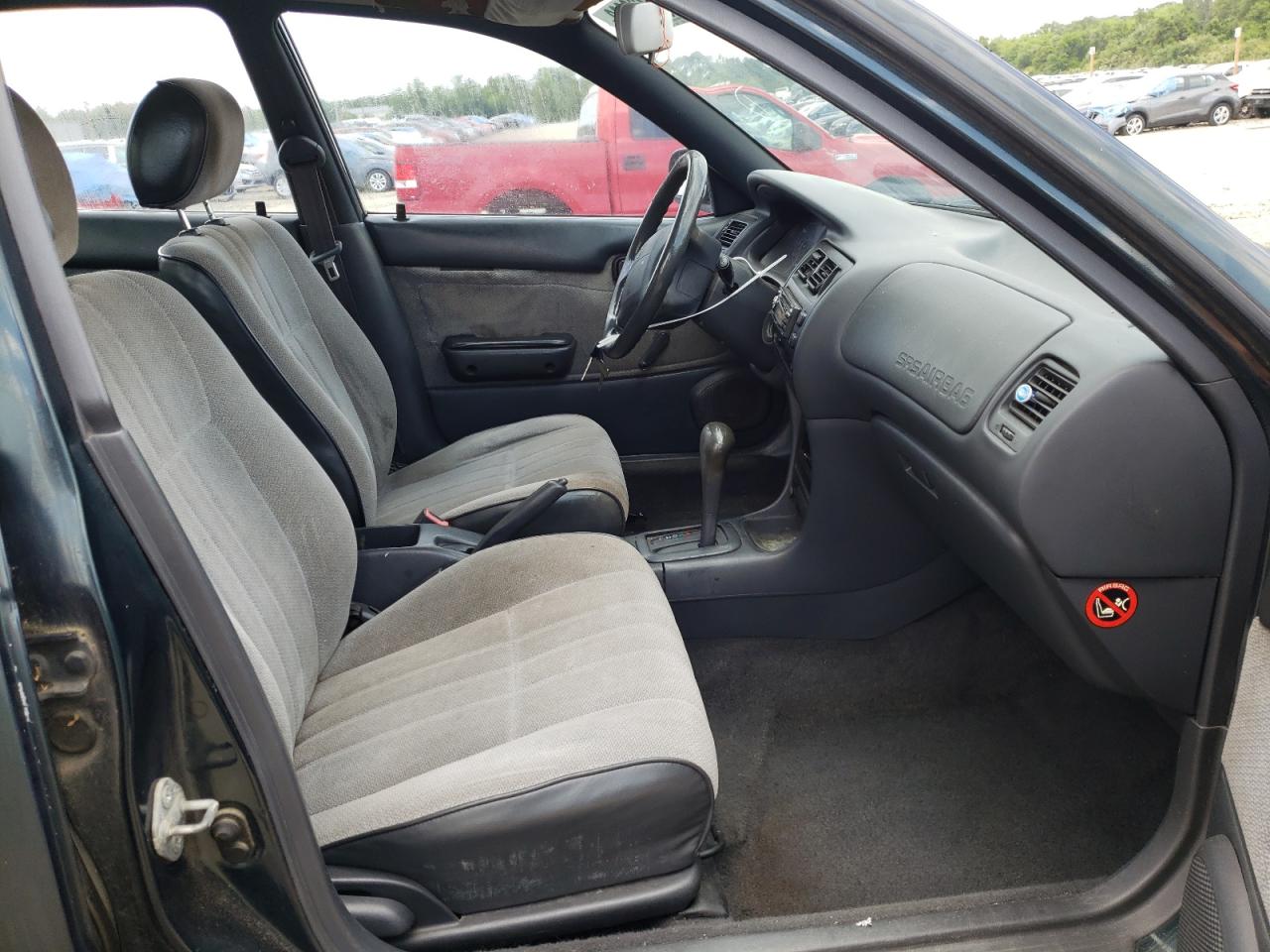 Photo 5 from auction – 1996 TOYOTA COROLLA with VIN 1NXBA02E7TZ436335