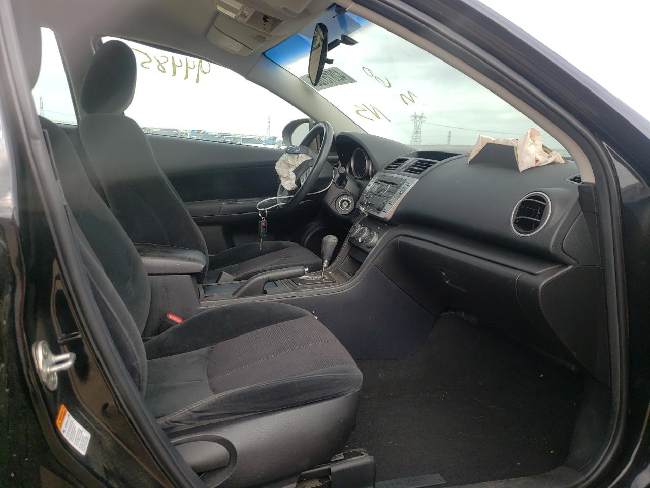 Photo 5 from auction – 2010 MAZDA 6 I with VIN 1YVHZ8BH8A5M14748