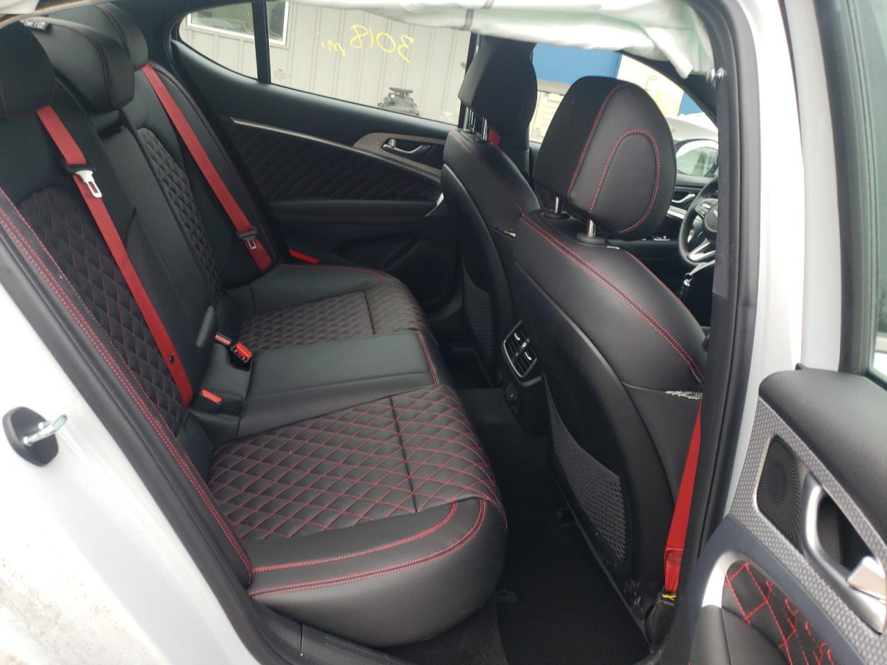 Photo 6 from auction – 2022 GENESIS G70 BASE with VIN KMTG54TE1NU096706