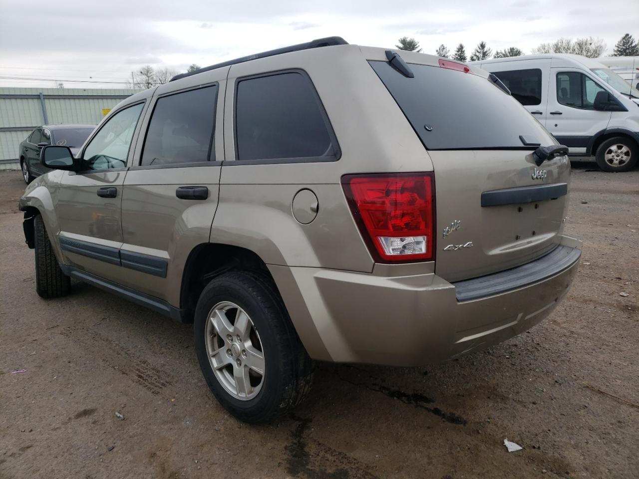 Photo 3 from auction – 2005 JEEP GRAND CHER with VIN 1J4GR48K75C628610