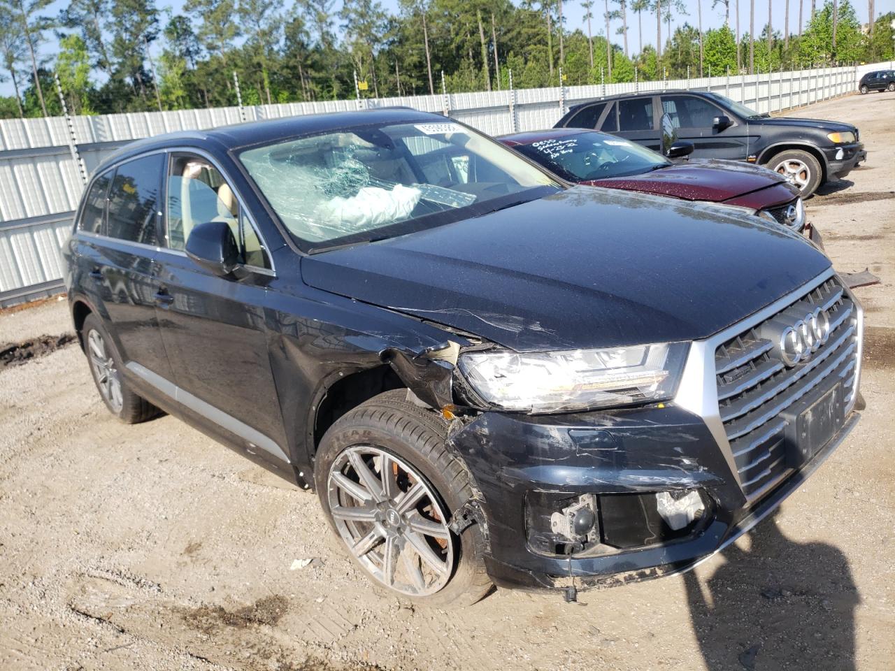 AUDI Q7 PRESTIG 2018 with VIN WA1VAAF79JD003691 - Photo from auction
