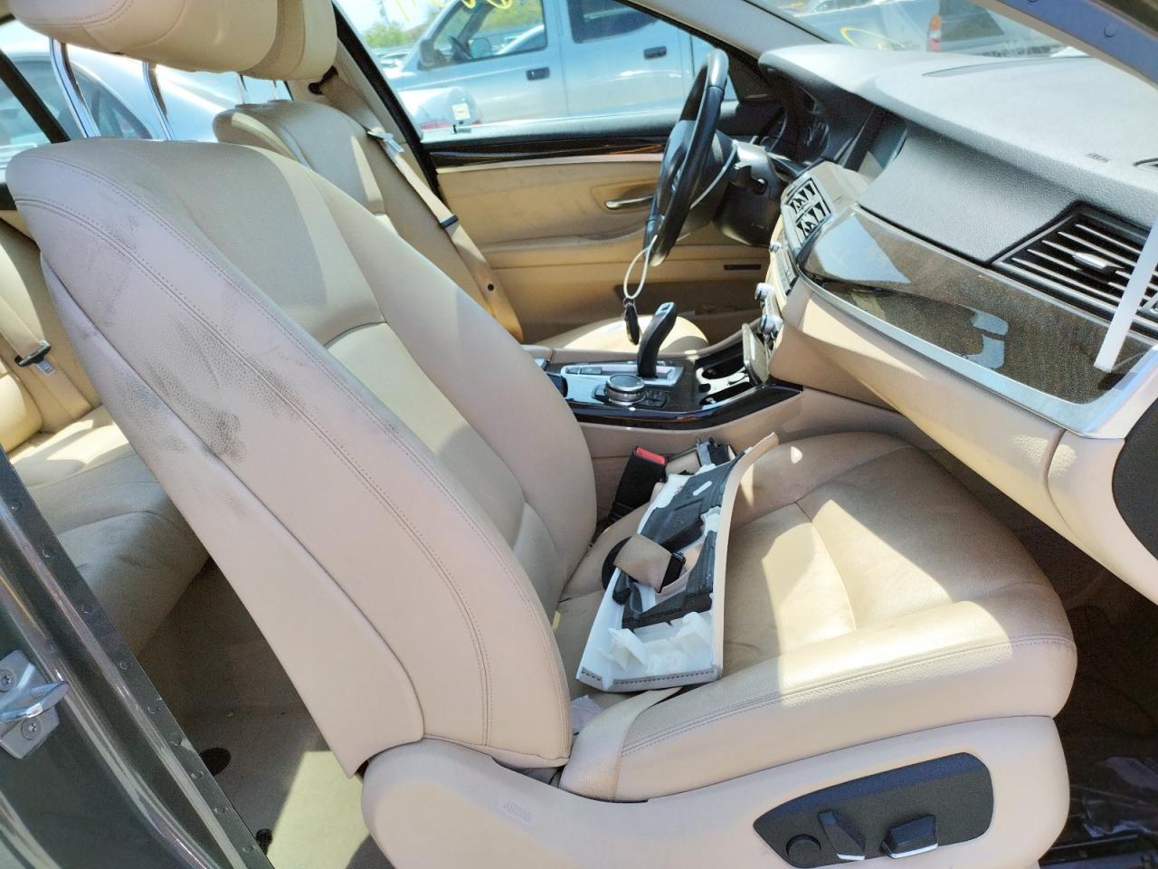 Photo 5 from auction – 2015 BMW 535 I with VIN WBA5B1C59FD920527