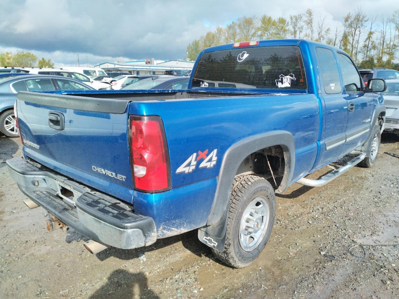 Photo 4 from auction – 2004 CHEVROLET silverado with VIN 1GCGK29U14Z168046