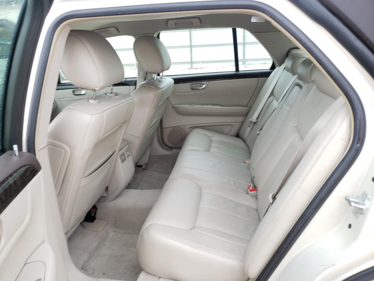 Photo 6 from auction – 2010 CADILLAC DTS with VIN 1G6KA5EY5AU104398