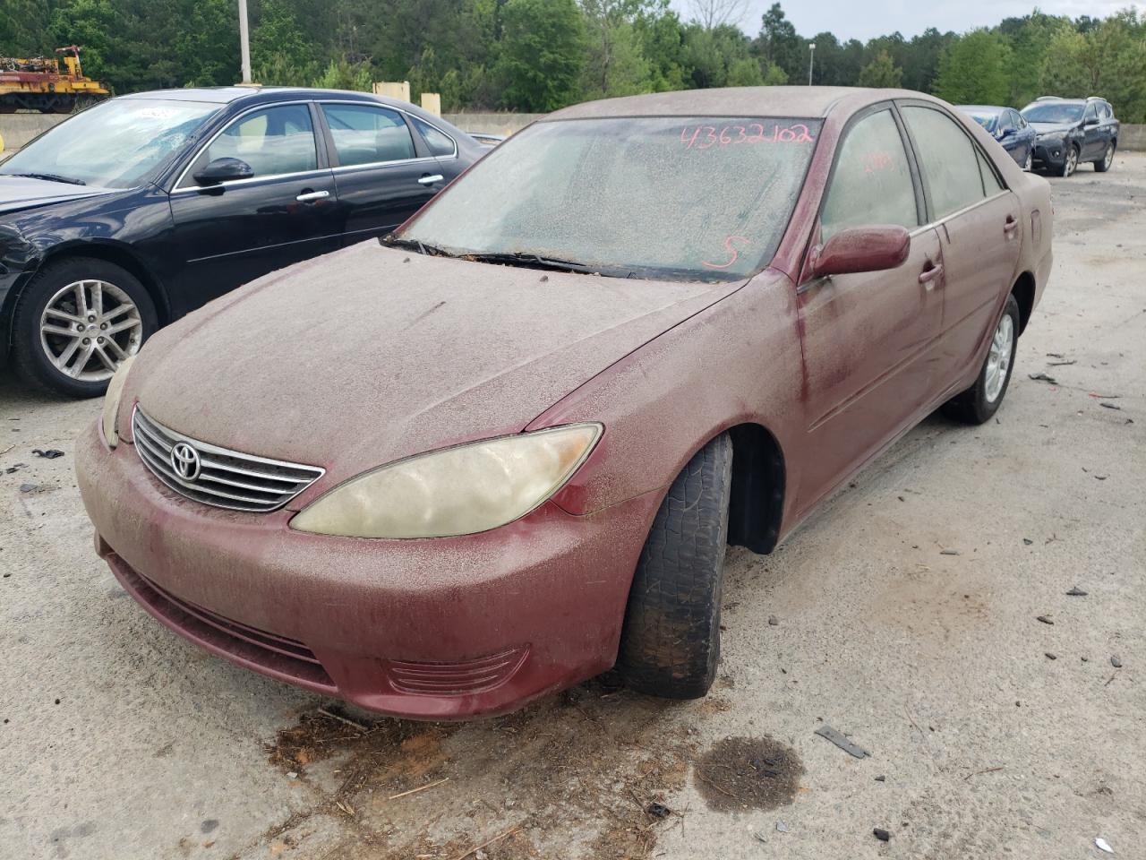 Photo 2 from auction – 2005 TOYOTA CAMRY LE with VIN 4T1BF32K45U099506