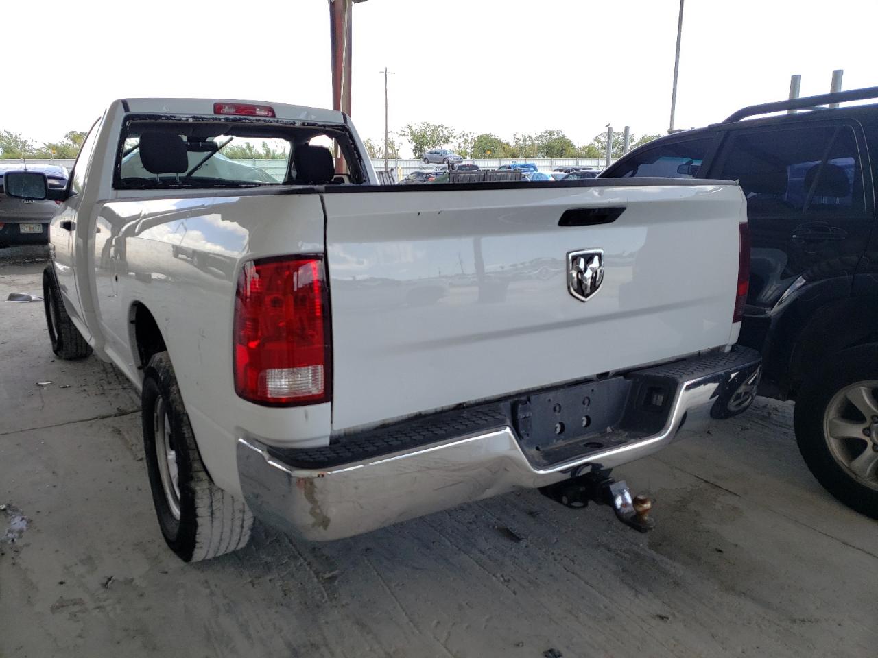 Photo 3 from auction – 2020 RAM 1500 CLASS with VIN 3C6JR6DT4LG186344