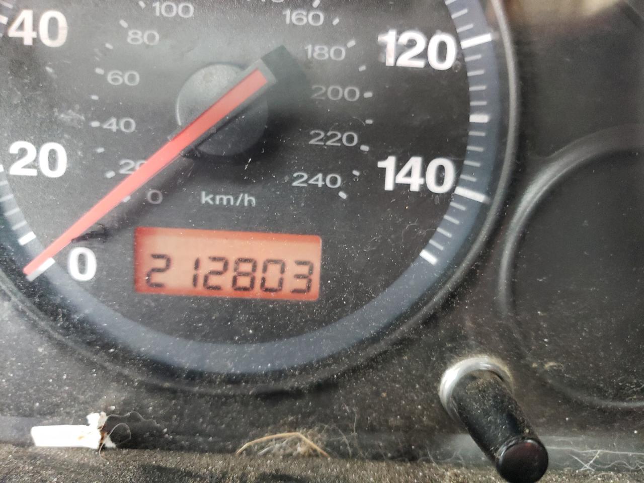 Photo 8 from auction – 2004 HONDA CIVIC DX V with VIN 1HGEM21114L061571