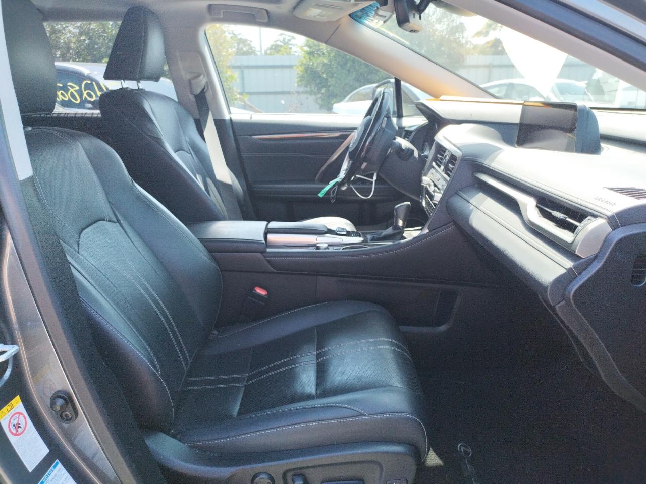 Photo 5 from auction – 2019 LEXUS RX 350 L with VIN JTJDZKCAXK2017948