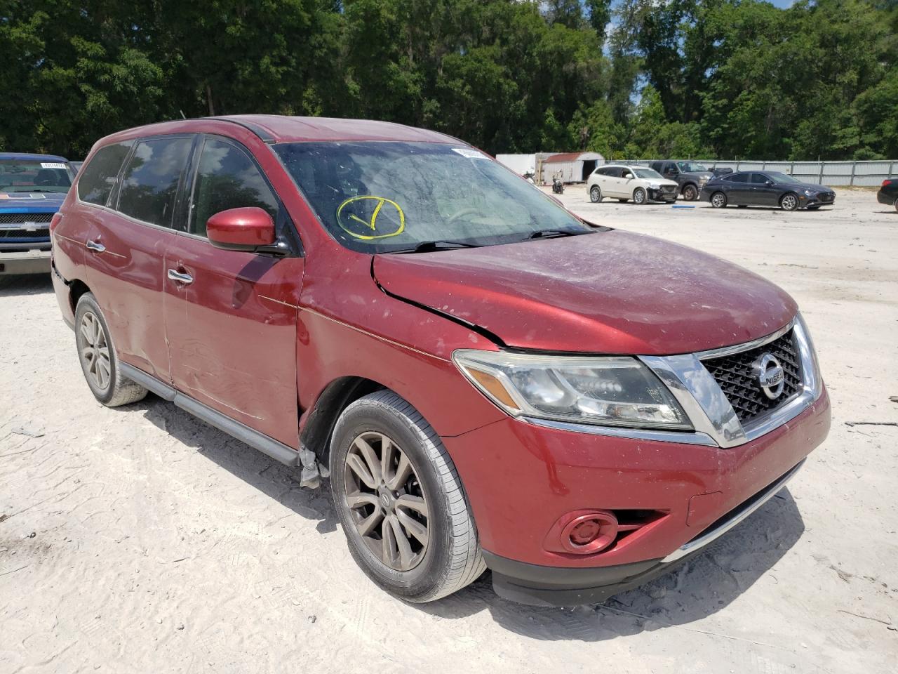 NISSAN PATHFINDER 2015 with VIN 5N1AR2MN4FC615858 - Photo from auction