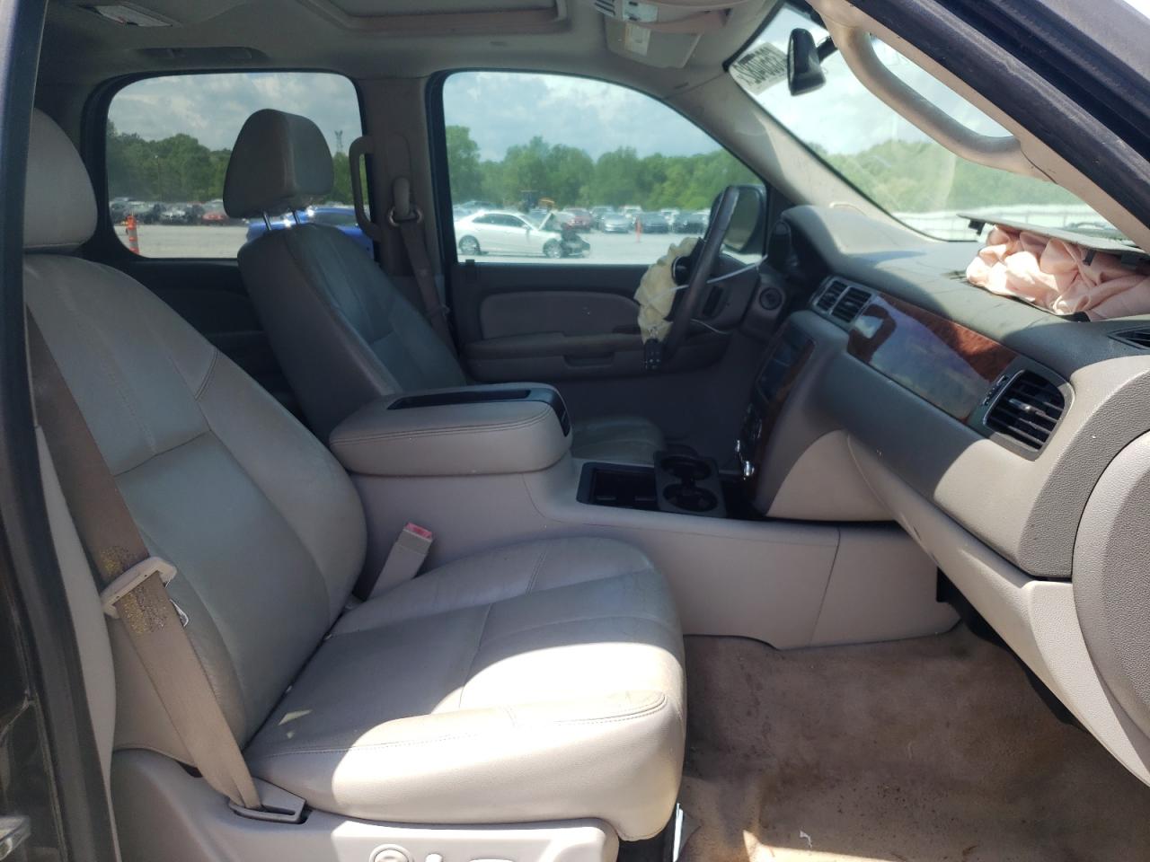 Photo 5 from auction – 2007 CHEVROLET TAHOE C150 with VIN 1GNFC13097R101487