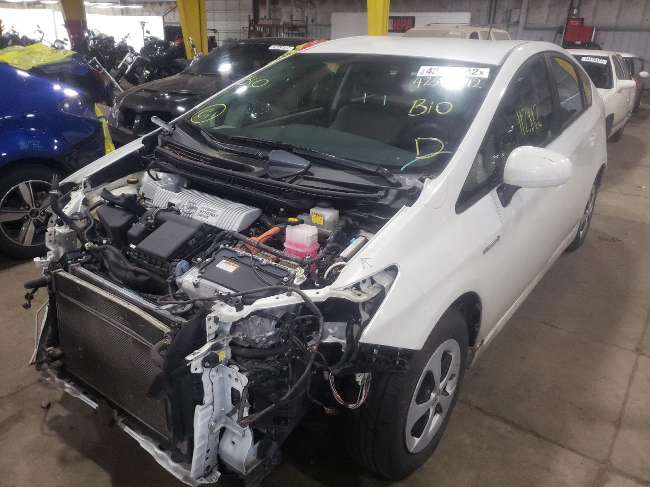 Photo 2 from auction – 2014 TOYOTA PRIUS with VIN JTDKN3DU1E1740795