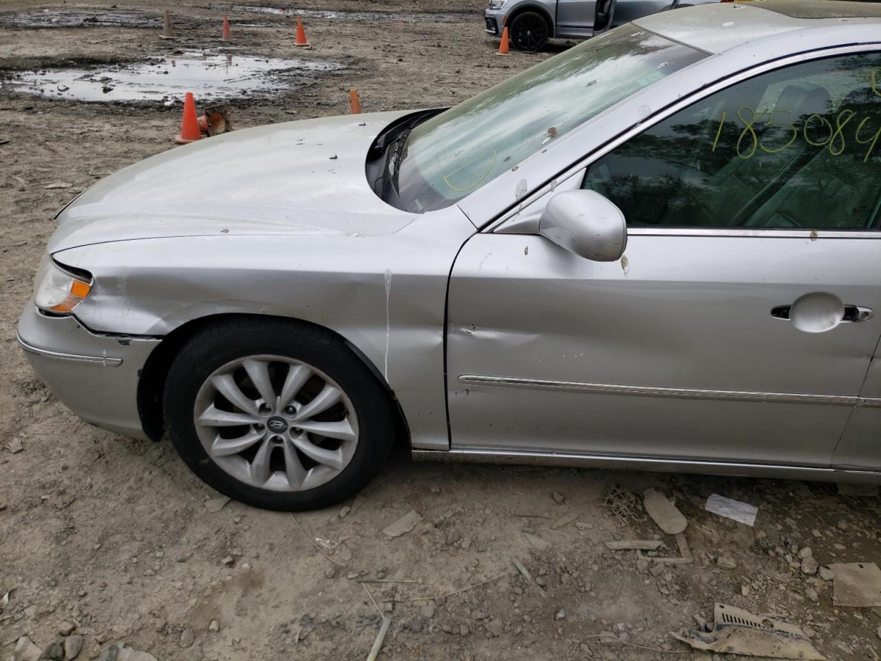 Photo 9 from auction – 2007 HYUNDAI AZERA SE with VIN KMHFC46F67A213328