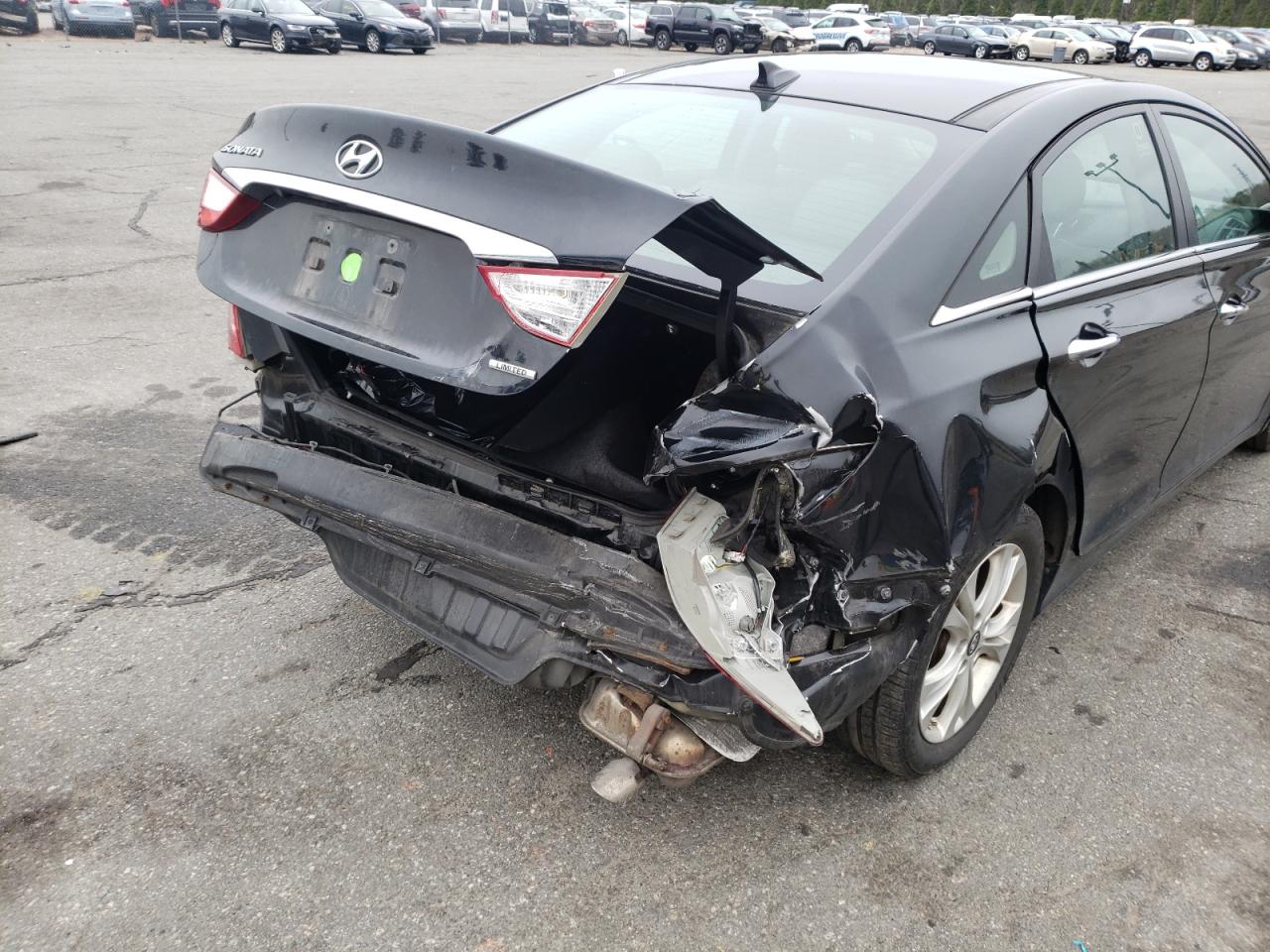 Photo 9 from auction – 2012 HYUNDAI SONATA SE with VIN 5NPEC4AC1CH463964