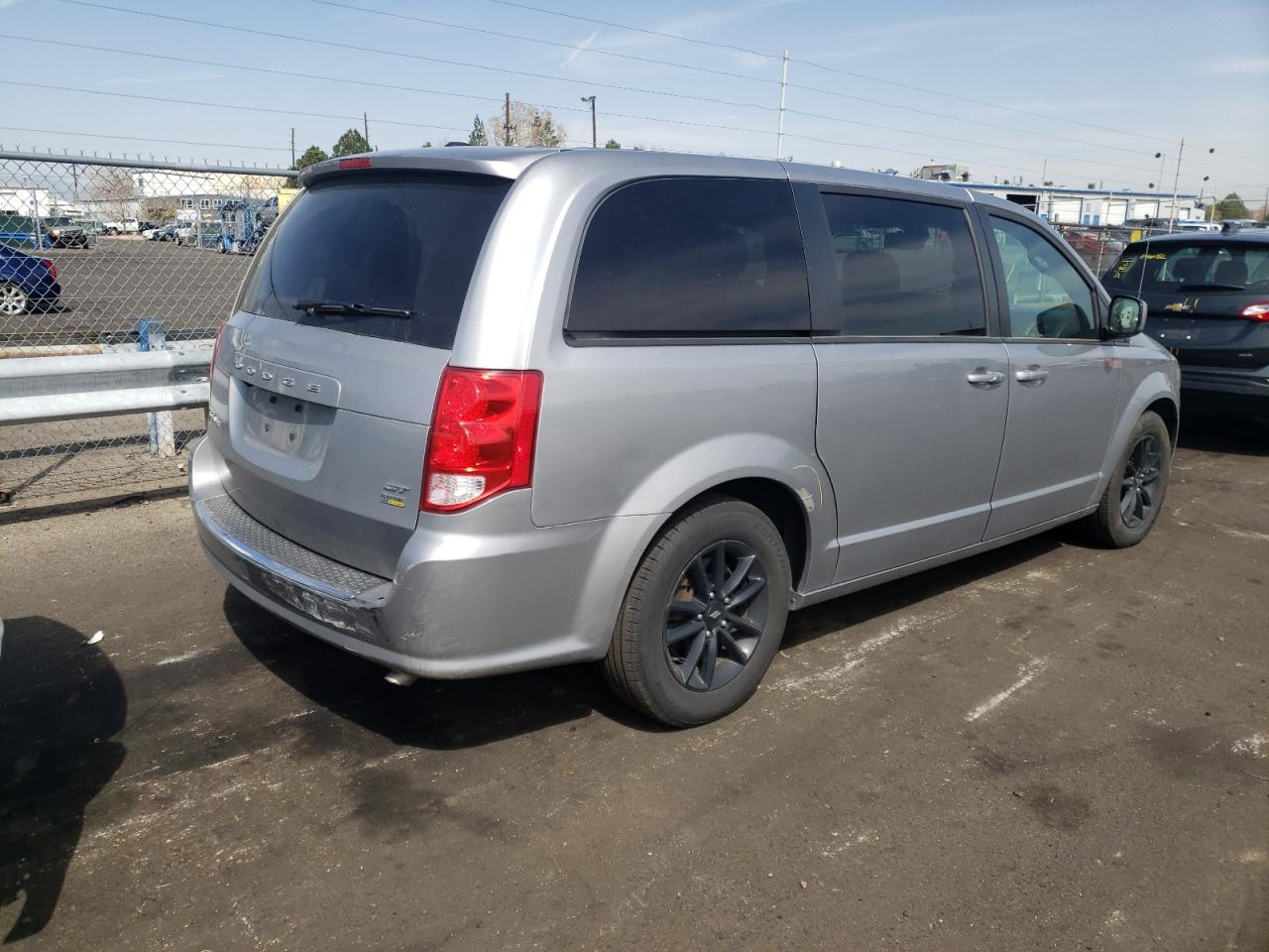 Photo 4 from auction – 2019 DODGE GRAND CARA with VIN 2C4RDGEG5KR768690