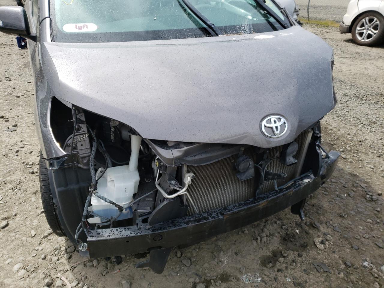 Photo 9 from auction – 2013 TOYOTA SIENNA XLE with VIN 5TDDK3DCXDS069010