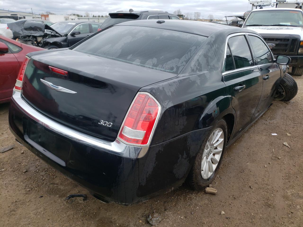 Photo 4 from auction – 2013 CHRYSLER 300 with VIN 2C3CCAAG7DH590032