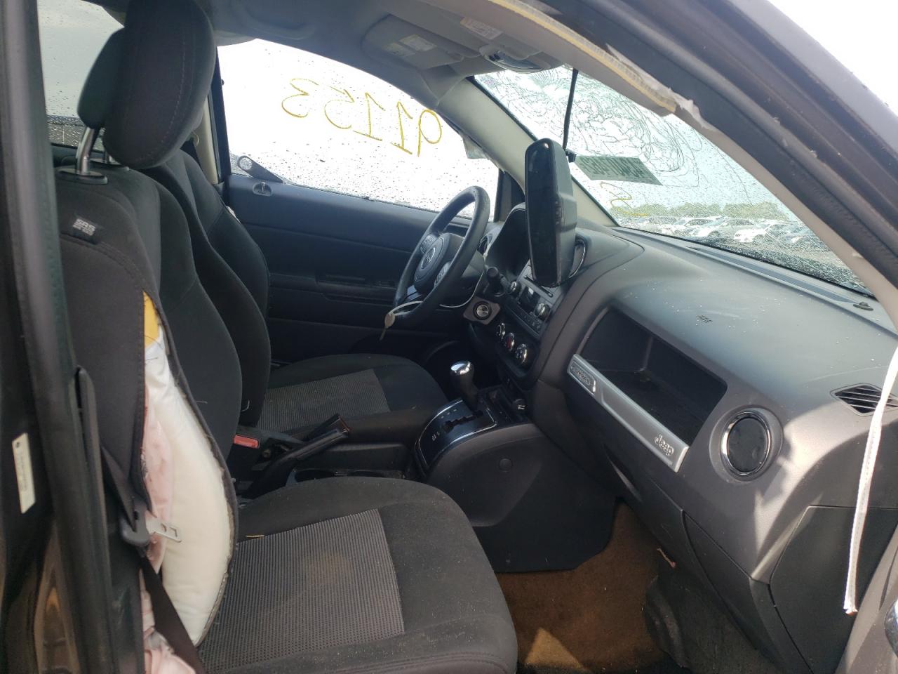 Photo 5 from auction – 2016 JEEP COMPASS SP with VIN 1C4NJCBA1GD567525