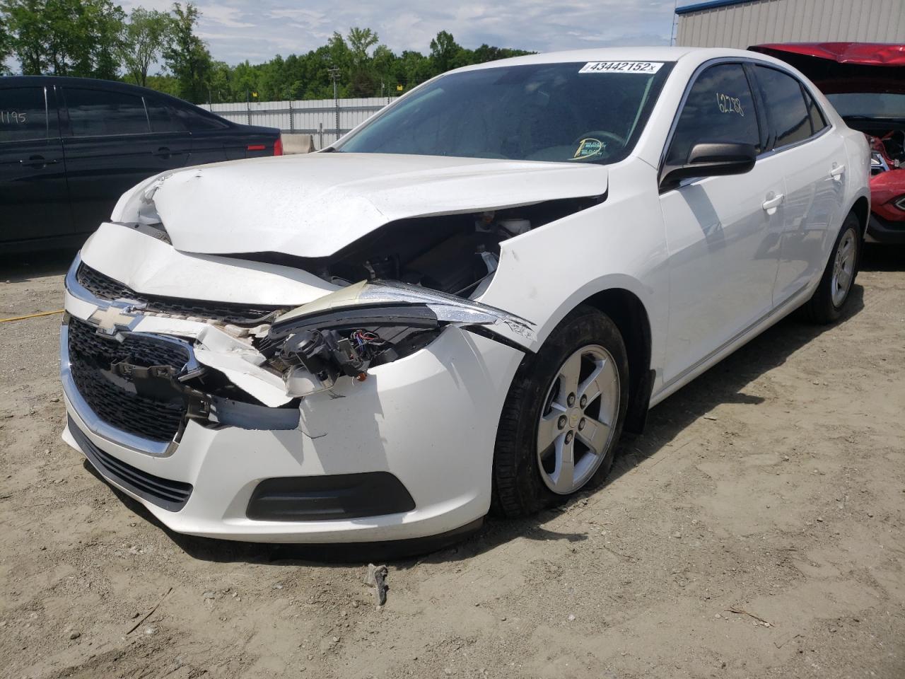 Photo 2 from auction – 2015 CHEVROLET MALIBU LS with VIN 1G11B5SL5FF130941