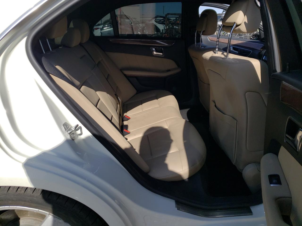 Photo 6 from auction – 2011 MERCEDES-BENZ E 350 4MAT with VIN WDDHF8HB7BA471149