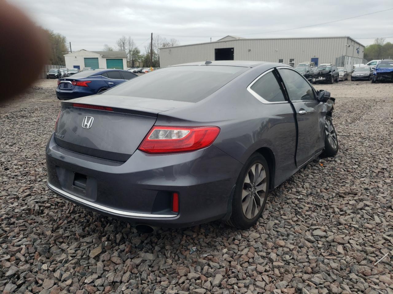Photo 4 from auction – 2015 HONDA ACCORD EXL with VIN 1HGCT1B8XFA014781