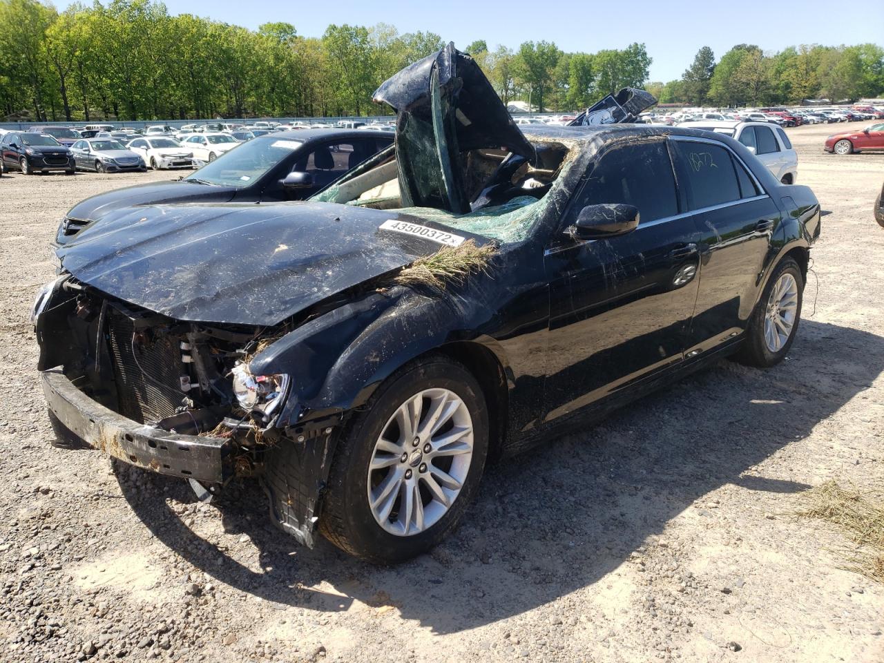 Photo 2 from auction – 2017 CHRYSLER 300 LIMITE with VIN 2C3CCAAG6HH508104
