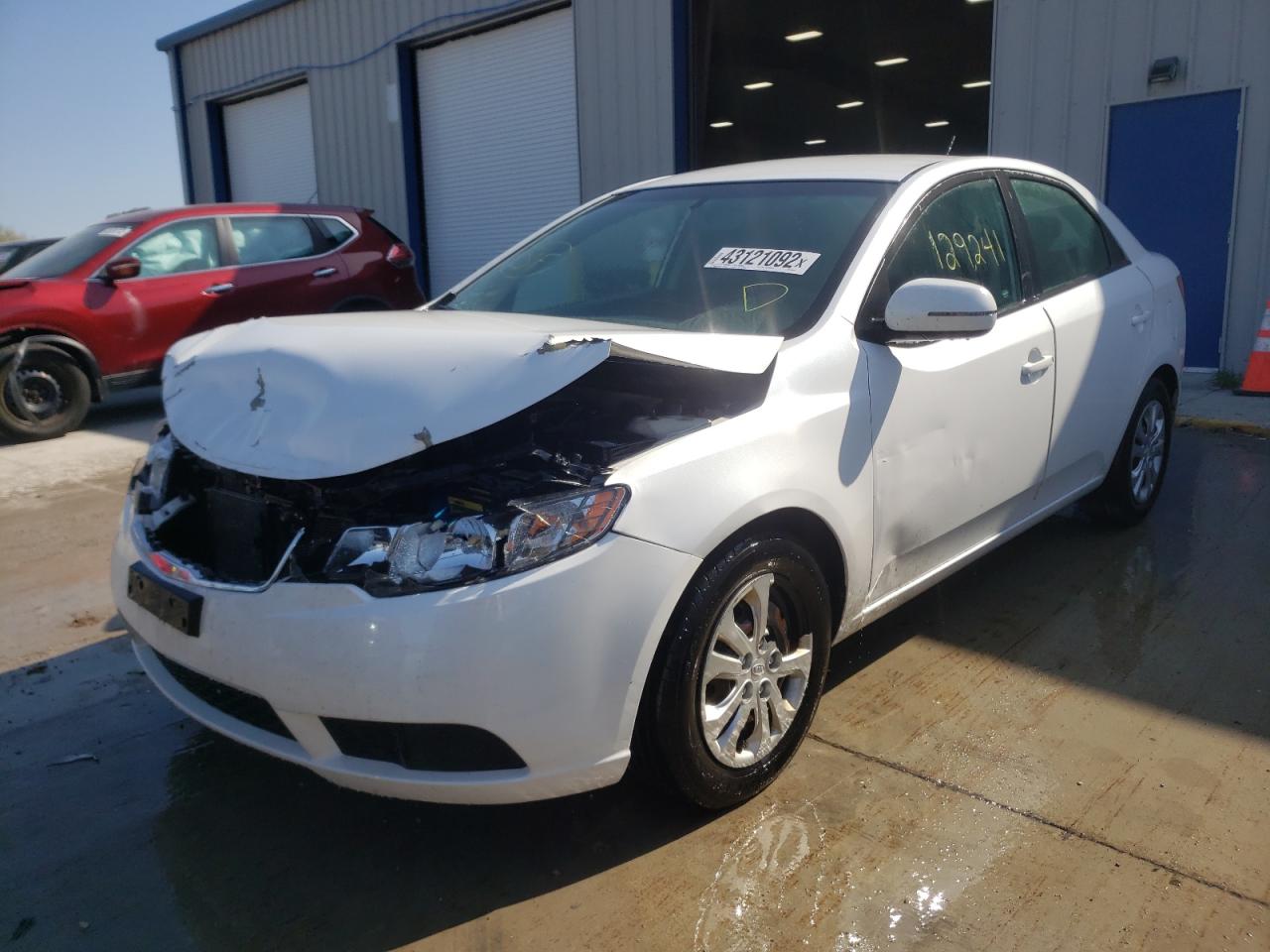 Photo 2 from auction – 2013 KIA FORTE EX with VIN KNAFU4A28D5736356