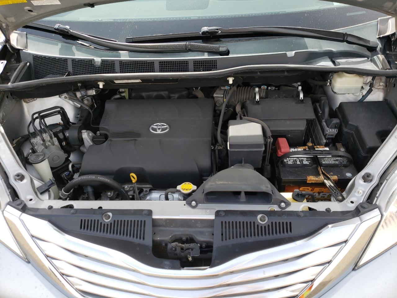 Photo 7 from auction – 2011 TOYOTA SIENNA XLE with VIN 5TDDK3DC7BS024619