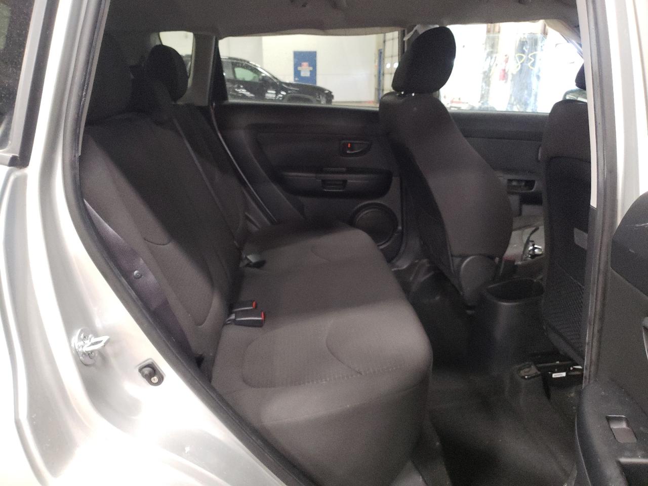 Photo 6 from auction – 2013 KIA SOUL with VIN KNDJT2A55D7483483