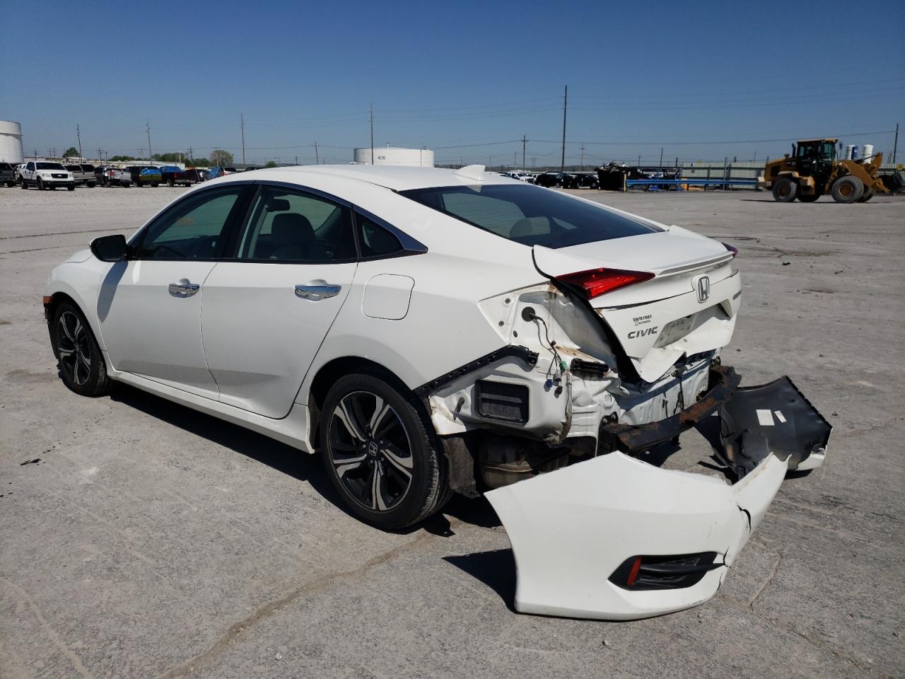 Photo 3 from auction – 2016 HONDA CIVIC TOUR with VIN 2HGFC1F96GH635096