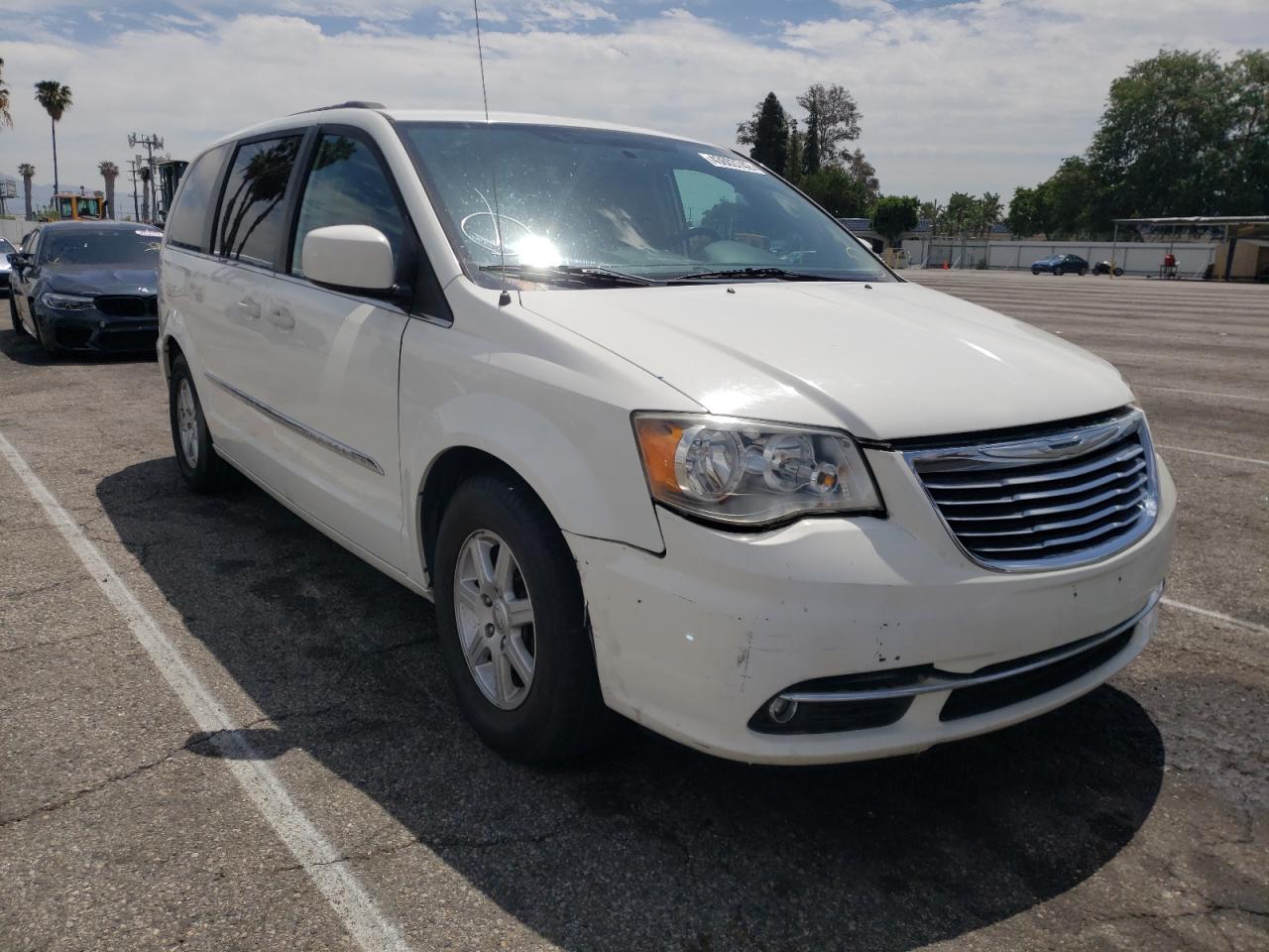 CHRYSLER TOWN & COU 2011 with VIN 2A4RR5DG9BR796803 - Photo from auction