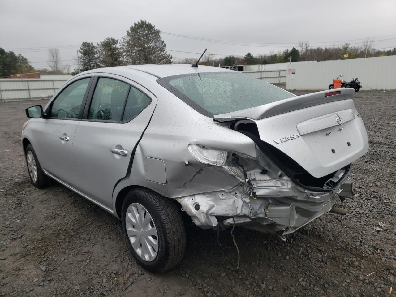 Photo 3 from auction – 2017 NISSAN VERSA S with VIN 3N1CN7AP5HK458627