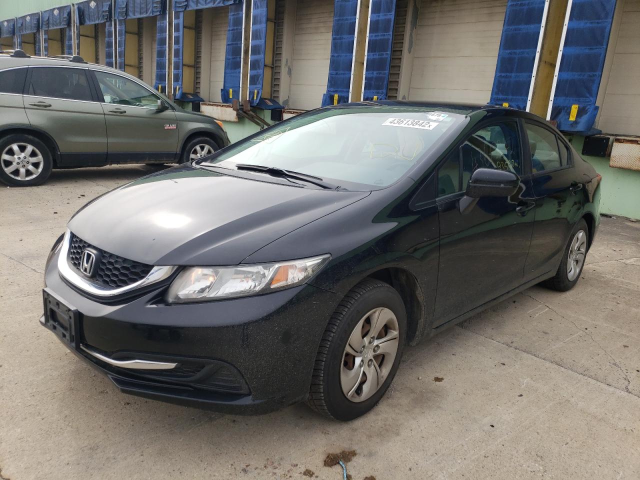 Photo 2 from auction – 2015 HONDA CIVIC LX with VIN 19XFB2F5XFE064095