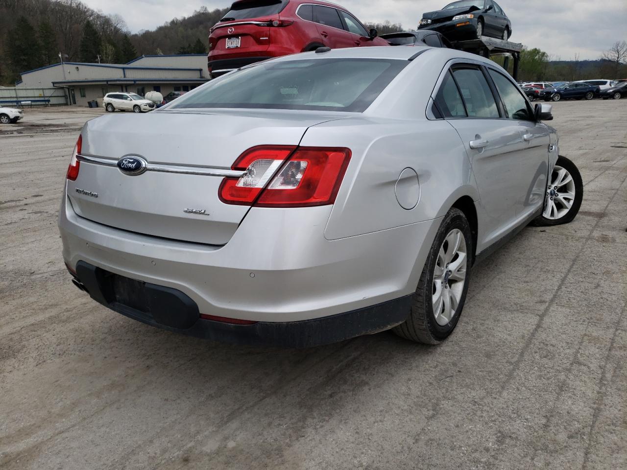 Photo 4 from auction – 2010 FORD TAURUS SEL with VIN 1FAHP2EWXAG101746