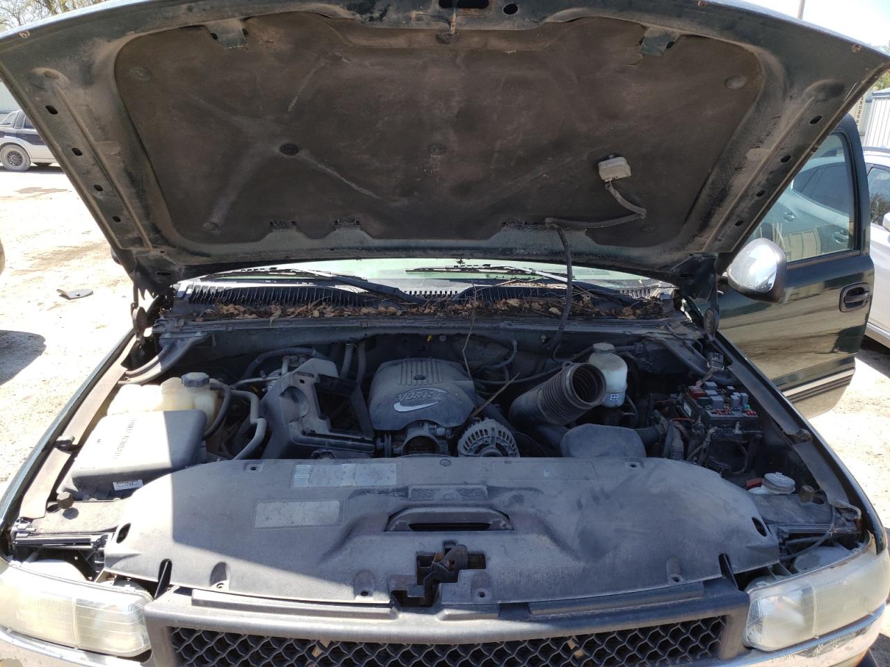 Photo 7 from auction – 2001 CHEVROLET SILVERADO with VIN 1GCHK23U51F212530