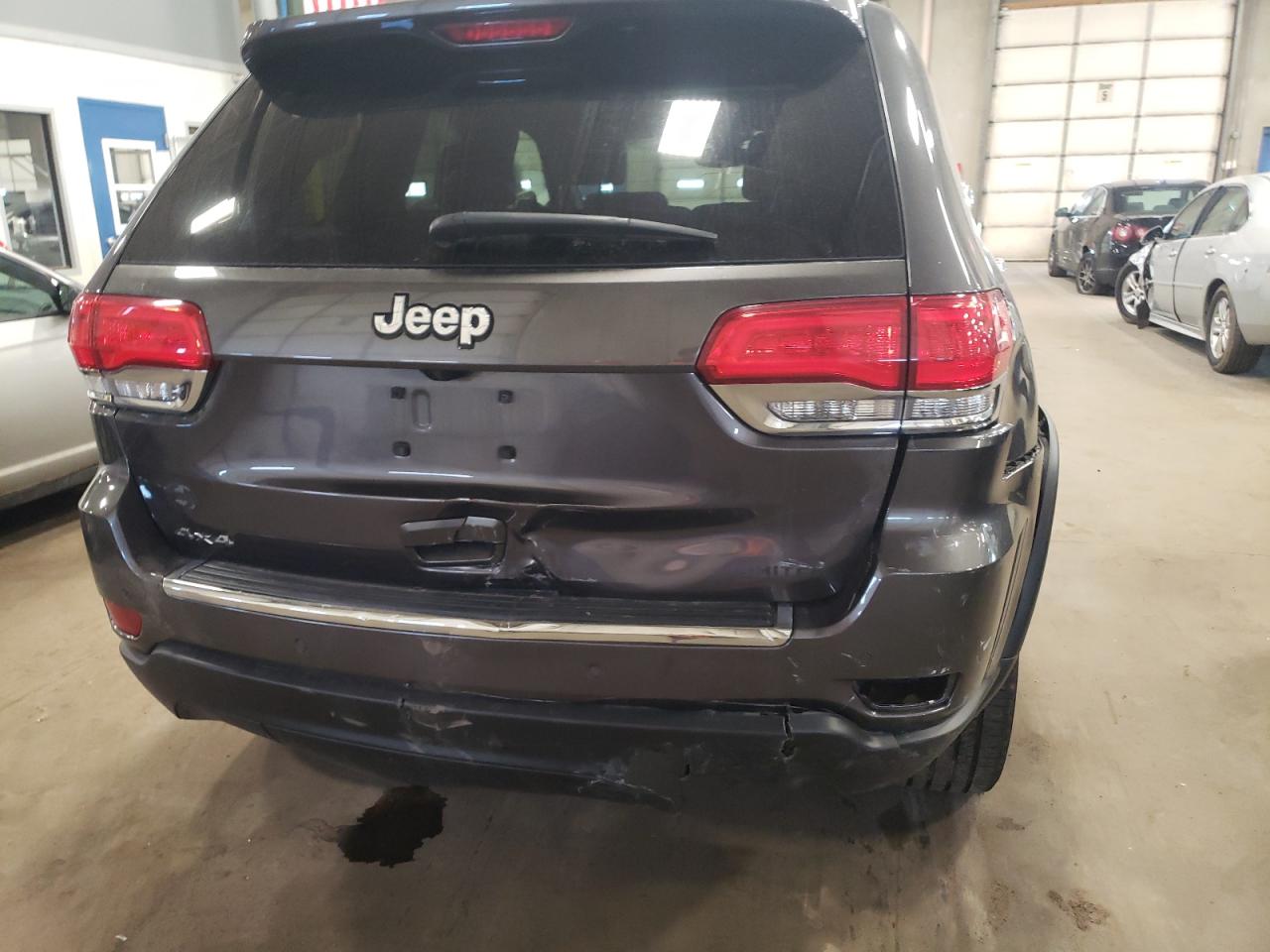 Photo 9 from auction – 2018 JEEP GRAND CHER with VIN 1C4RJFBG3JC417288