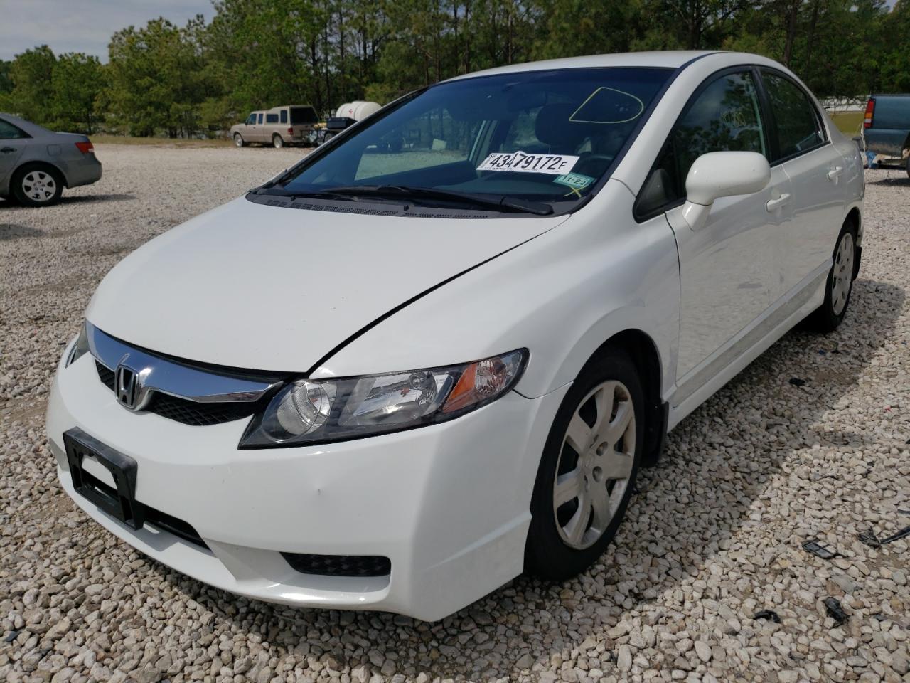 Photo 2 from auction – 2010 HONDA CIVIC LX with VIN 2HGFA1F58AH586641