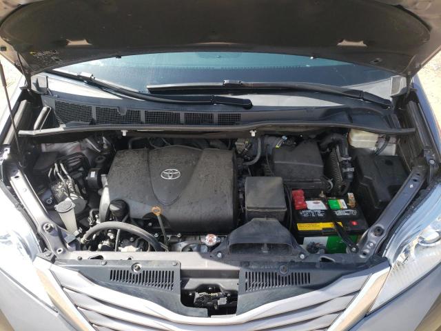 Photo 7 from auction – 2017 TOYOTA SIENNA XLE with VIN 5TDYZ3DC0HS783182