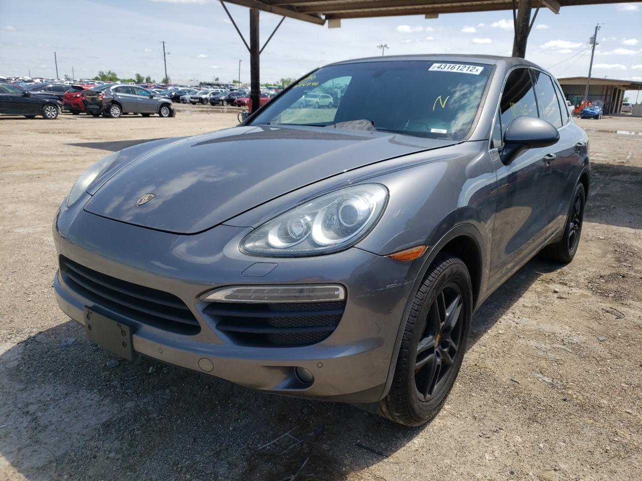 Photo 2 from auction – 2011 PORSCHE CAYENNE S with VIN WP1AB2A23BLA44746