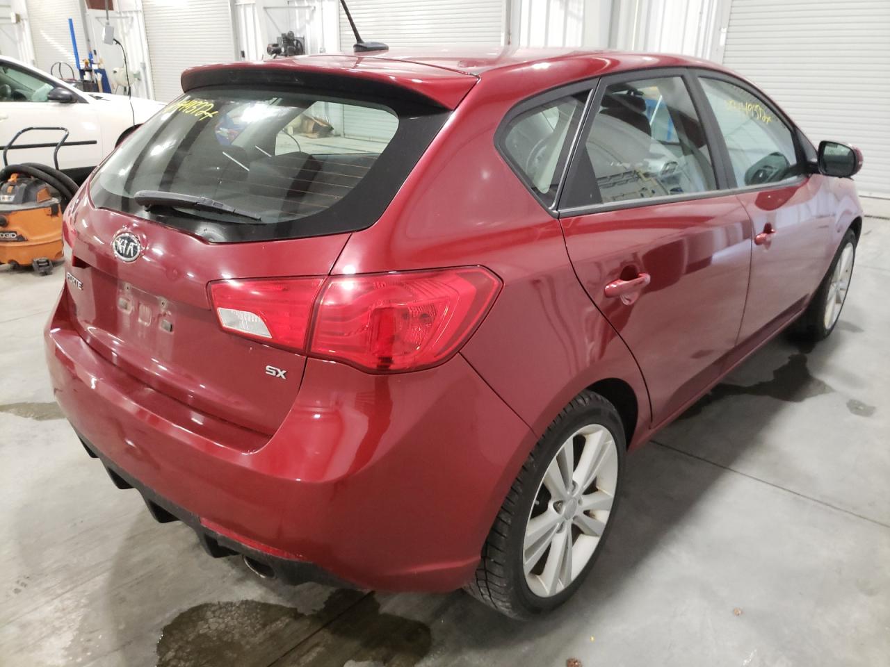 Photo 4 from auction – 2012 KIA FORTE SX with VIN KNAFW5A32C5550836