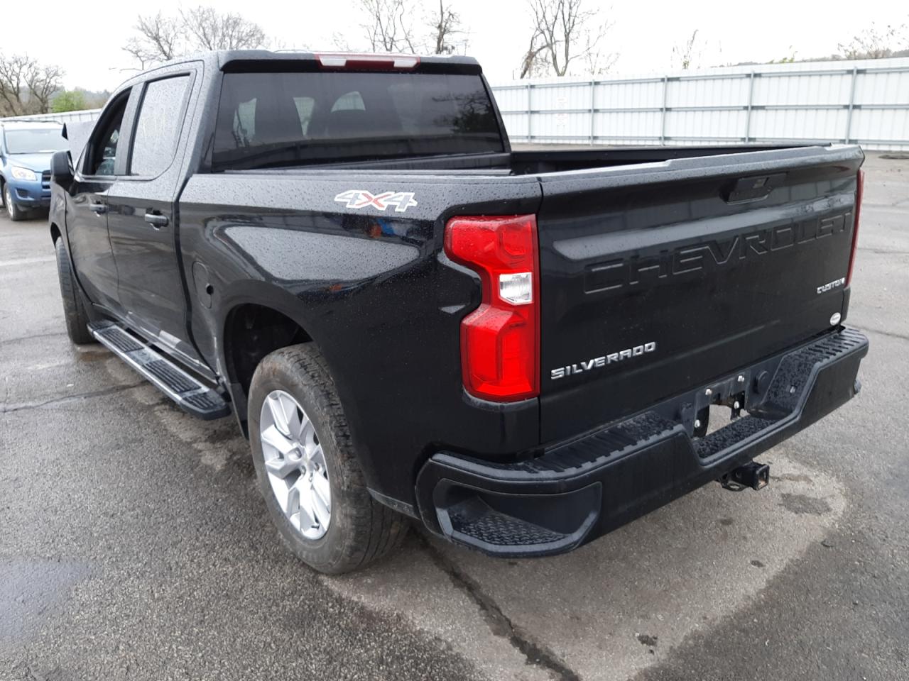 Photo 3 from auction – 2019 CHEVROLET SILVERADO with VIN 1GCPYBEH0KZ361213