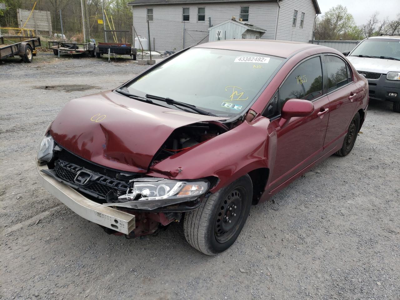 Photo 2 from auction – 2010 HONDA CIVIC LX with VIN 2HGFA1F5XAH554337