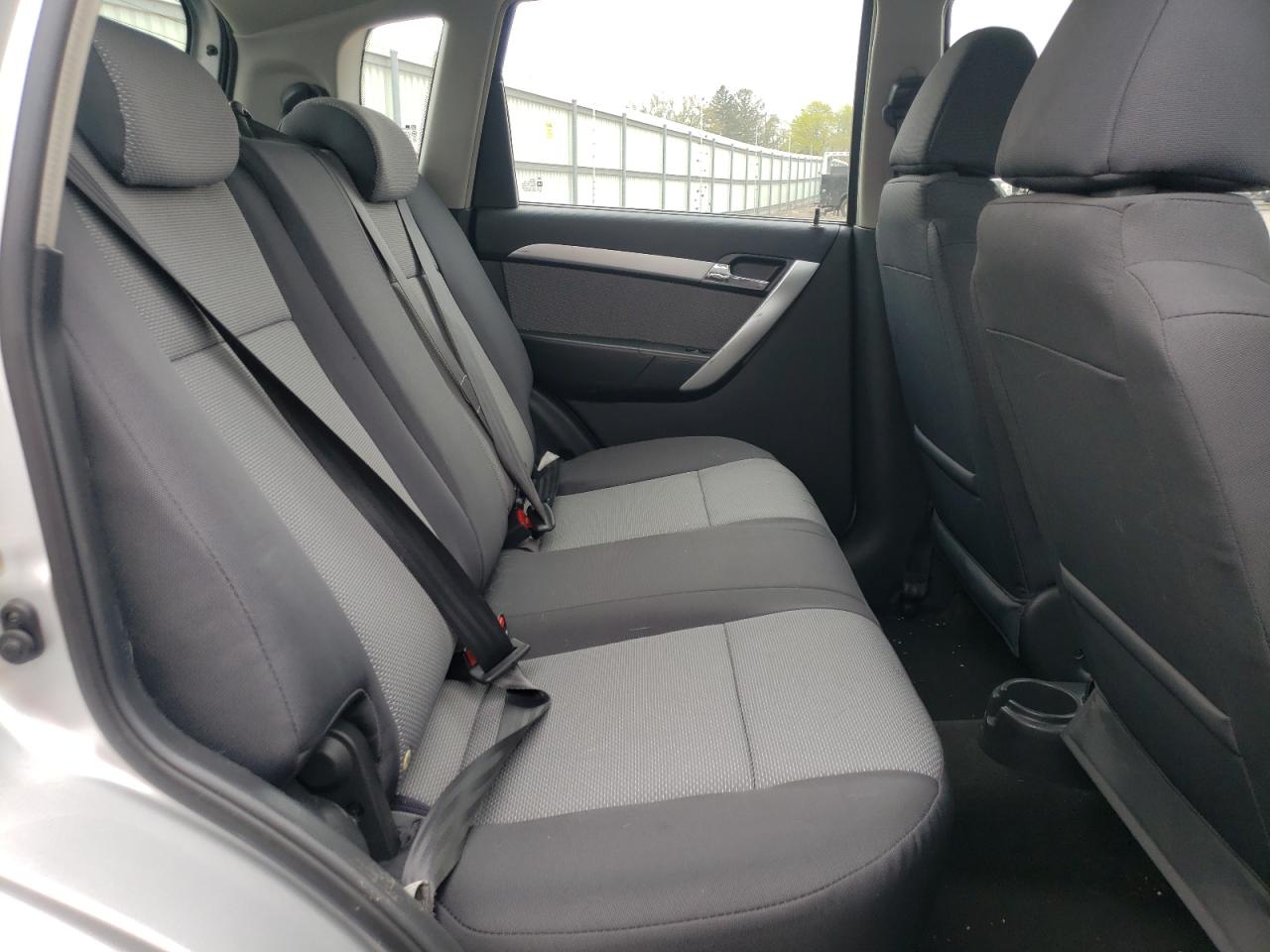 Photo 6 from auction – 2011 CHEVROLET AVEO LS with VIN KL1TD6DEXBB200022